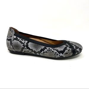 Vionic Spark Caroll Snake Natural flats